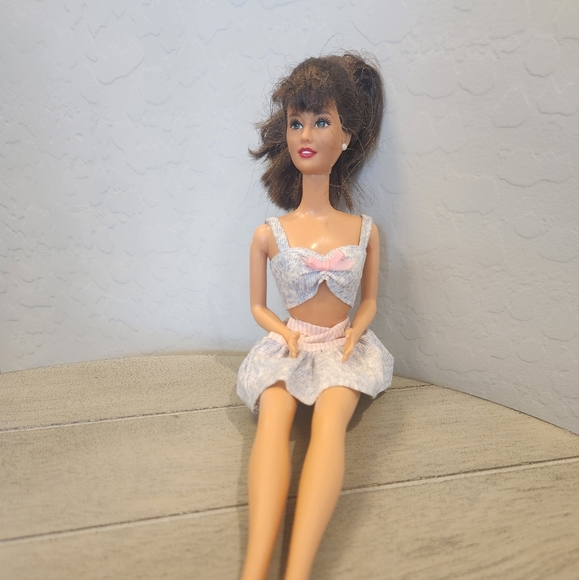 ALREADY SOLD Vintage 90210 Brenda and Brandon Walsh Barbies - Picture 3 of 7
